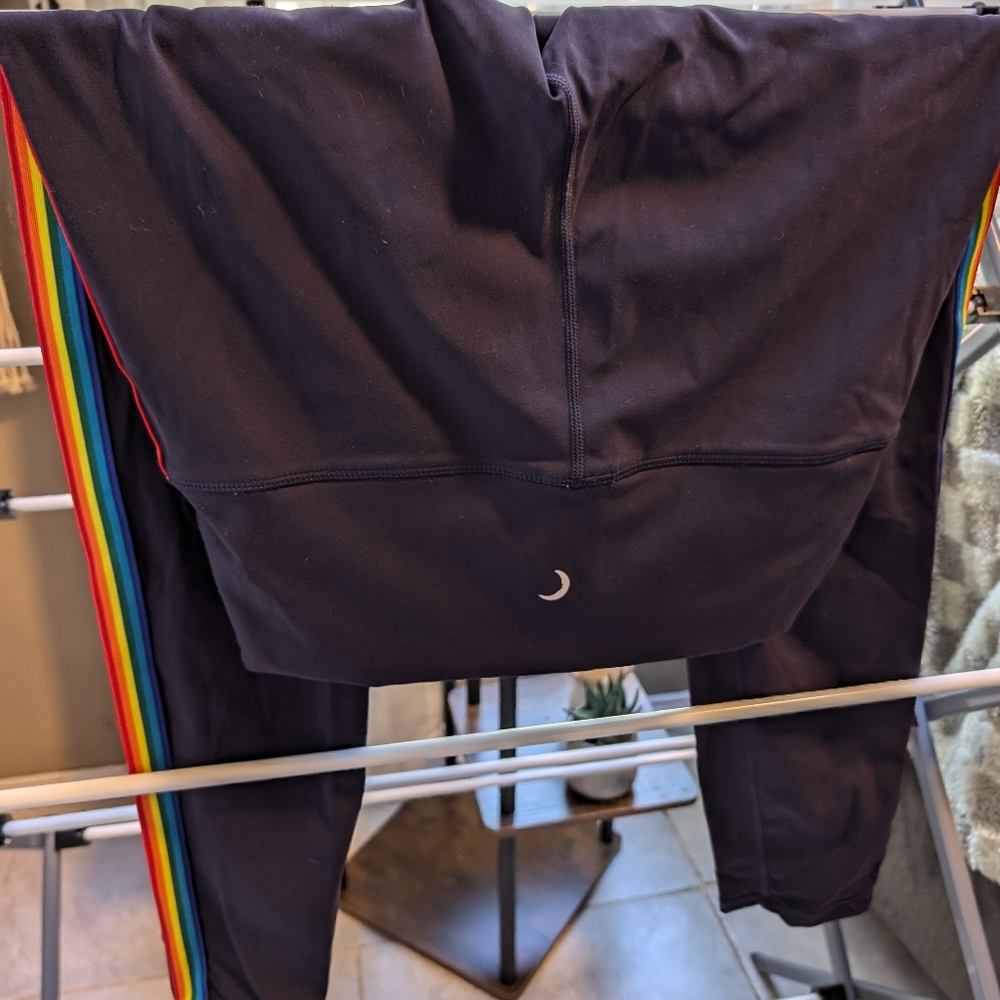 Navy Blue with Rainbow Stripes: Zyia Leggings